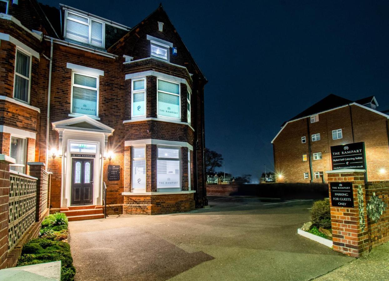 The Rampart Aparthotel Great Yarmouth Exterior photo